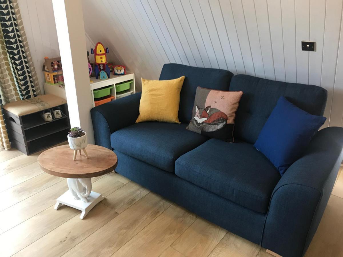 Foxes Sea Side Retreat Deluxe Chalet Is A Lovely Holiday Home Tucked Away On The Kent Coast Kingsdown  Экстерьер фото